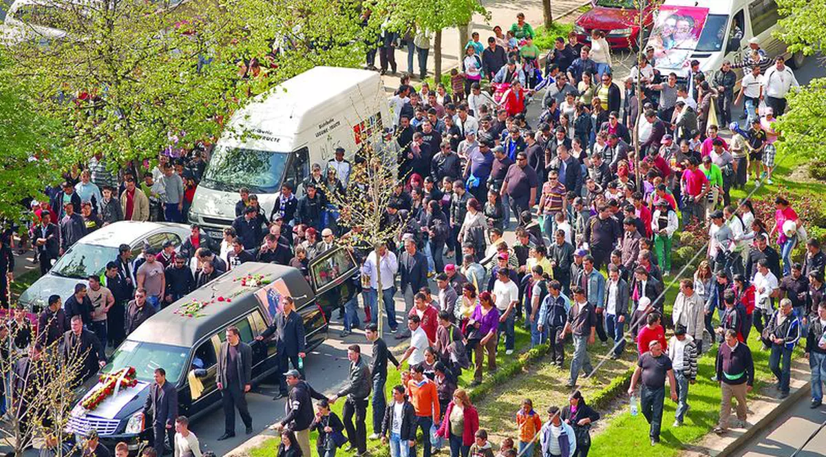 Plânsă de mii de oameni