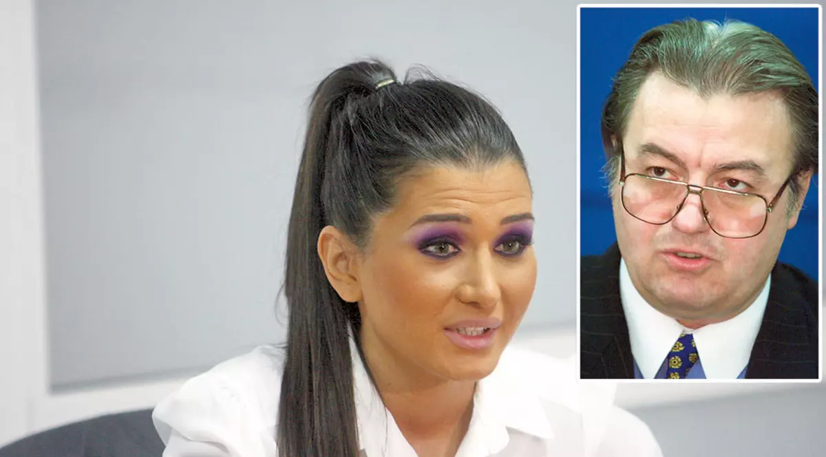 C. V. Tudor, despre Elena Băsescu: «Proastă de dă în gropi»