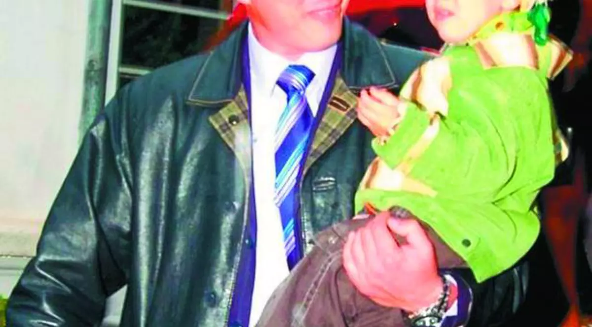 Fiul lui Cristian Cioacă a petrecut Paştele la părinţii Elodiei