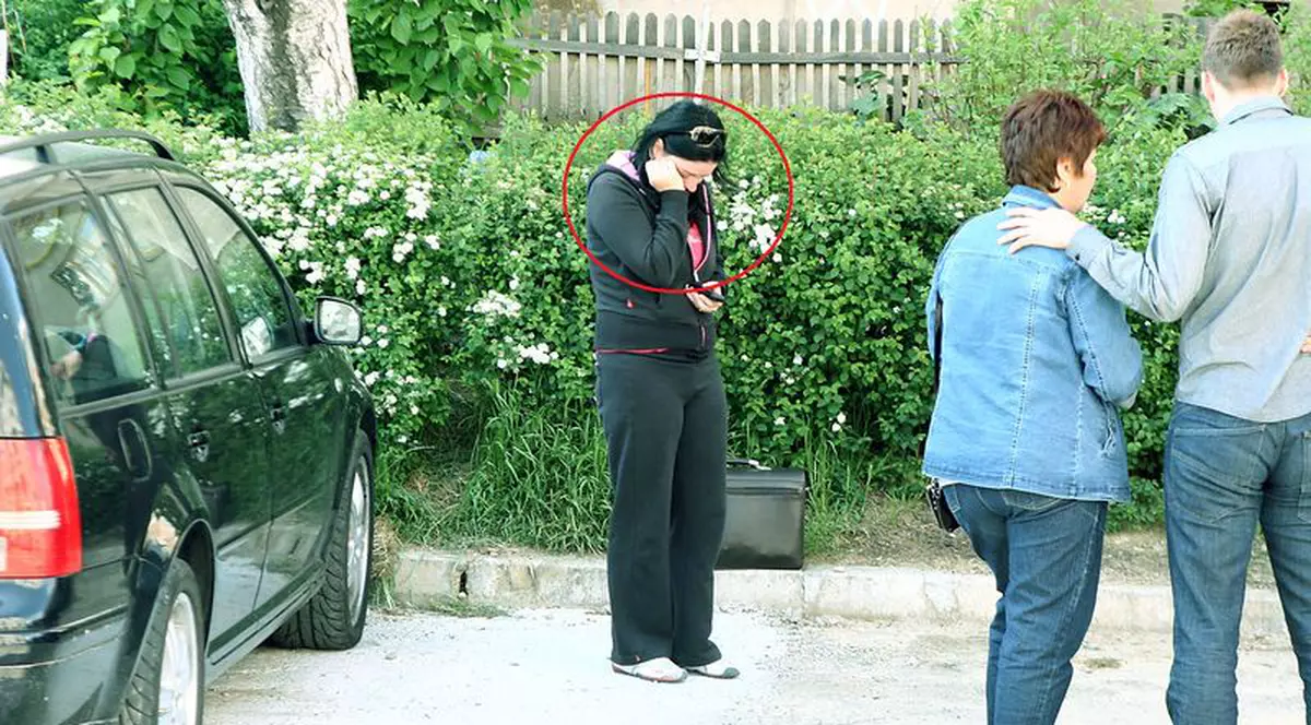 8 minute de plăcere, 24 de ore de arest