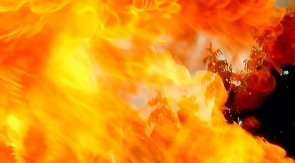 A făcut infarct când şi-a văzut fiul în flăcări 