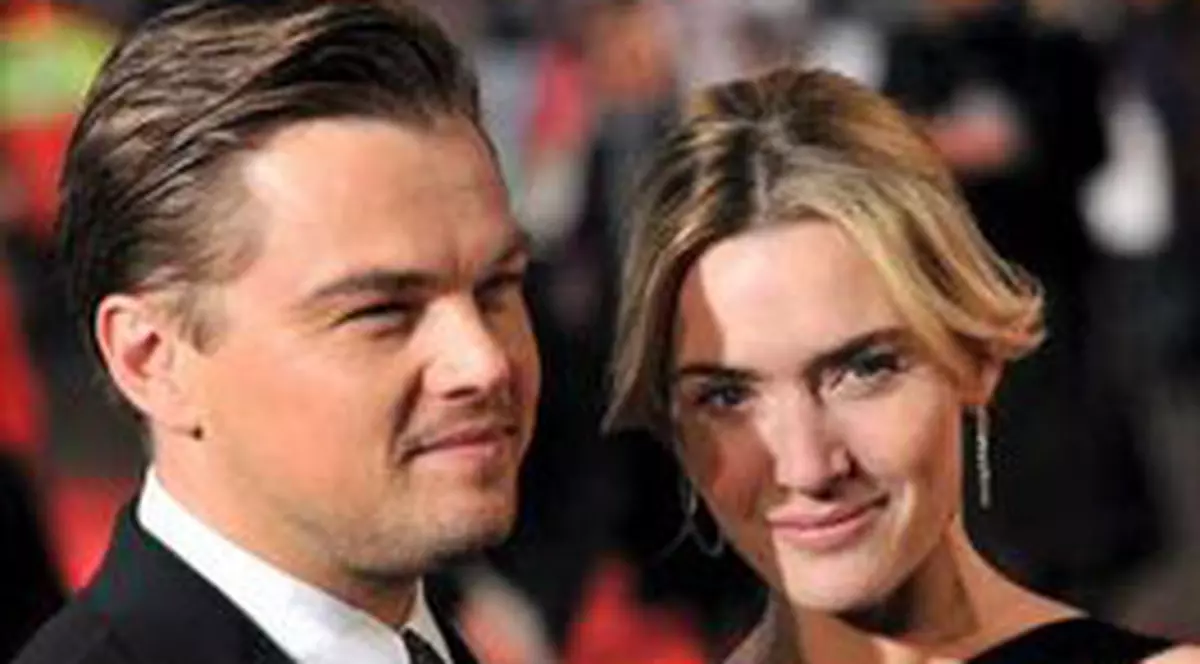 Kate Winslet a primit un inel de la Leonardo DiCaprio