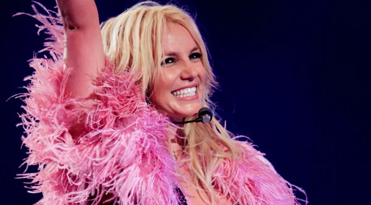 Britney Spears se face profesoară