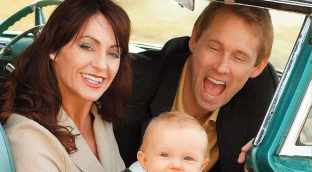 Nadia Comăneci s-a ascuns de tornadă sub un pod