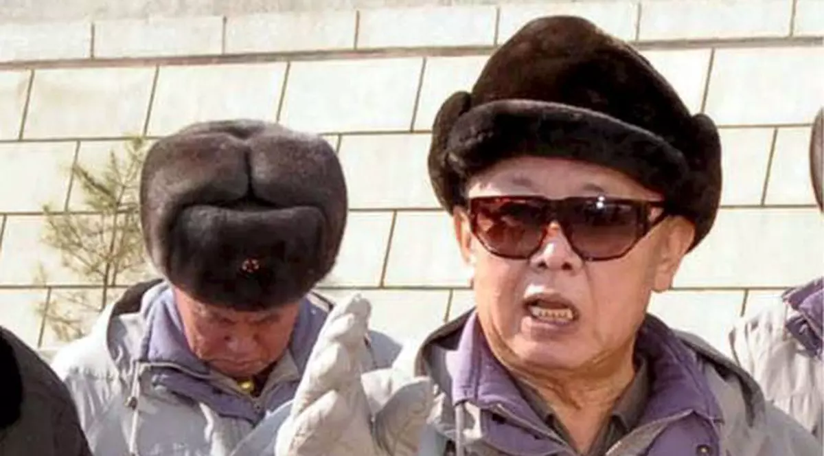 Kim Jong-Il foloseşte armele nucleare pentru a nu păţi ca Ceauşescu