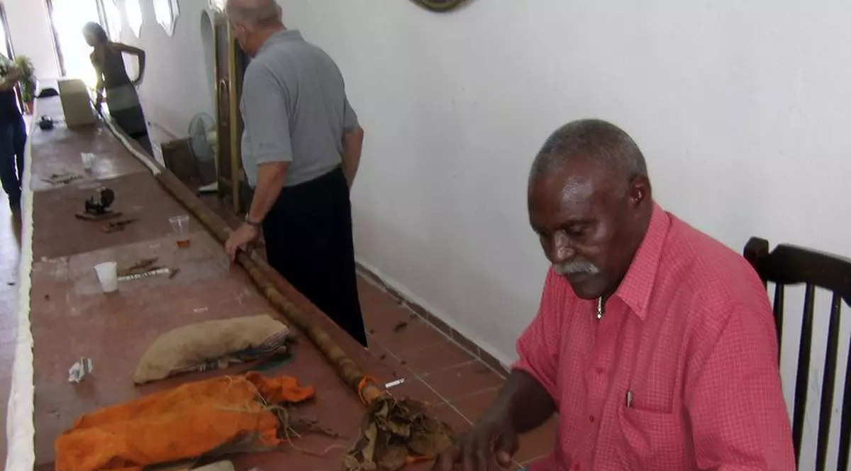 Foto / Cel mai lung trabuc din lume