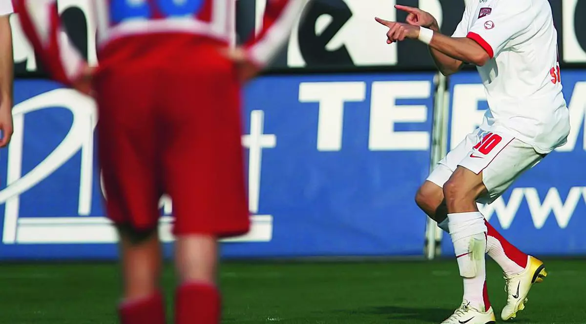 Oţelul s-a topit în faţa «câinilor»