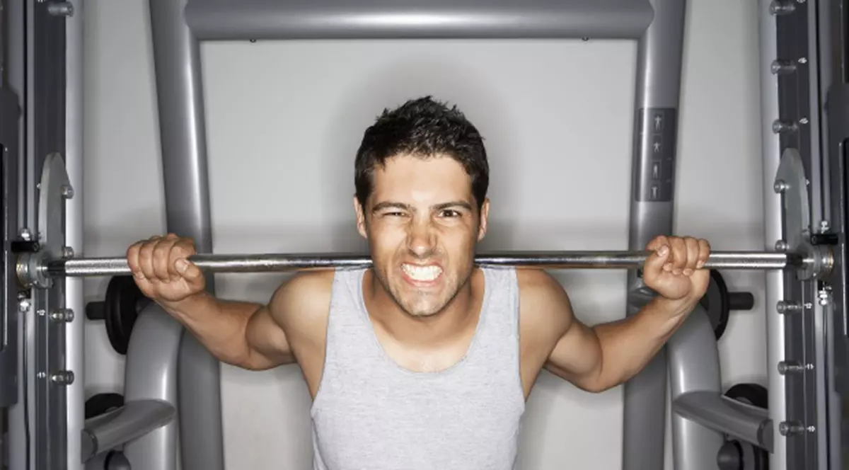 De ce vor companiile ca angajaţii să aibă muşchi    