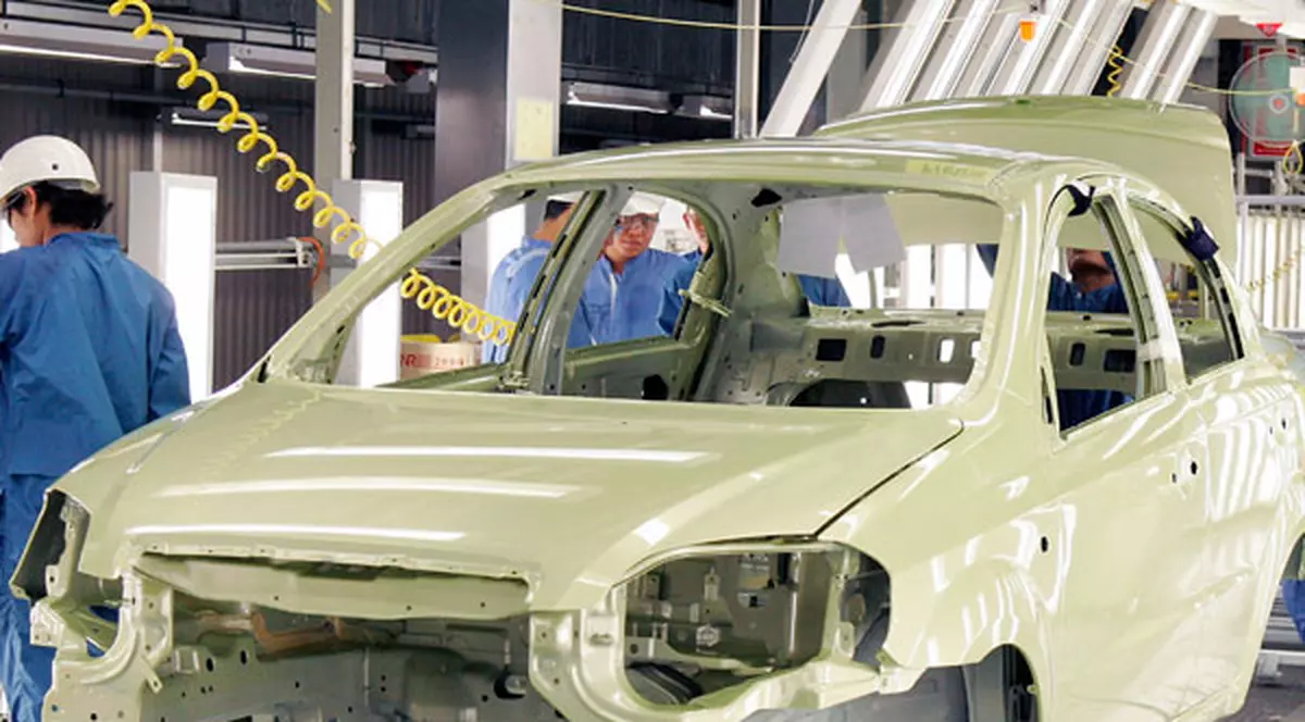 4.500 $ prime de casare în SUA prin programul "Rabla"