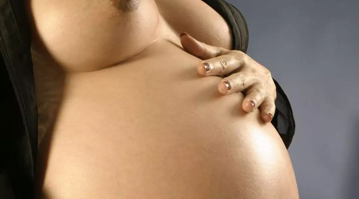 Amendată pentru că încă nu e mămică