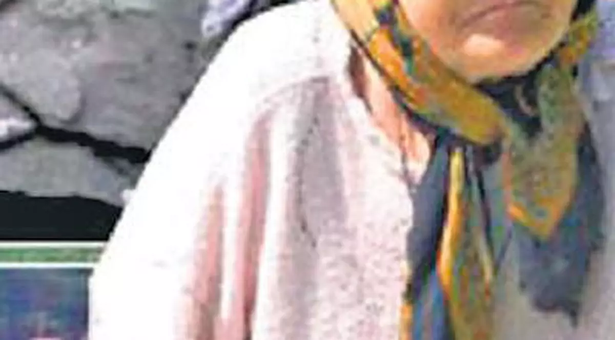 Nu renunţă la «amantul» ei, câinele