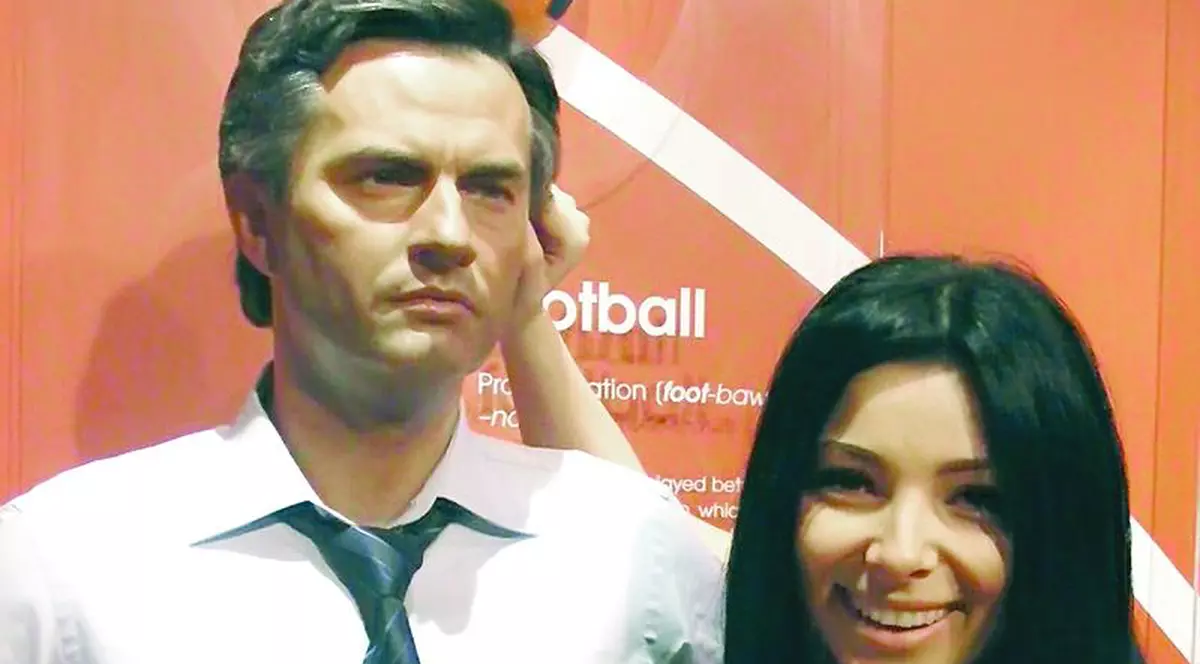 Corina l-a urecheat pe Mourinho