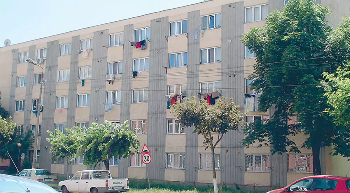 80.000 de lei, datorie la întreţinere