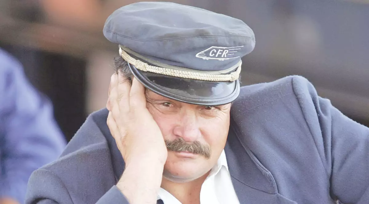 7.000 de oamenide la CFR, trimişi acasă