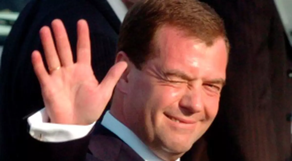 Ruşii beau îngrijorător de mult