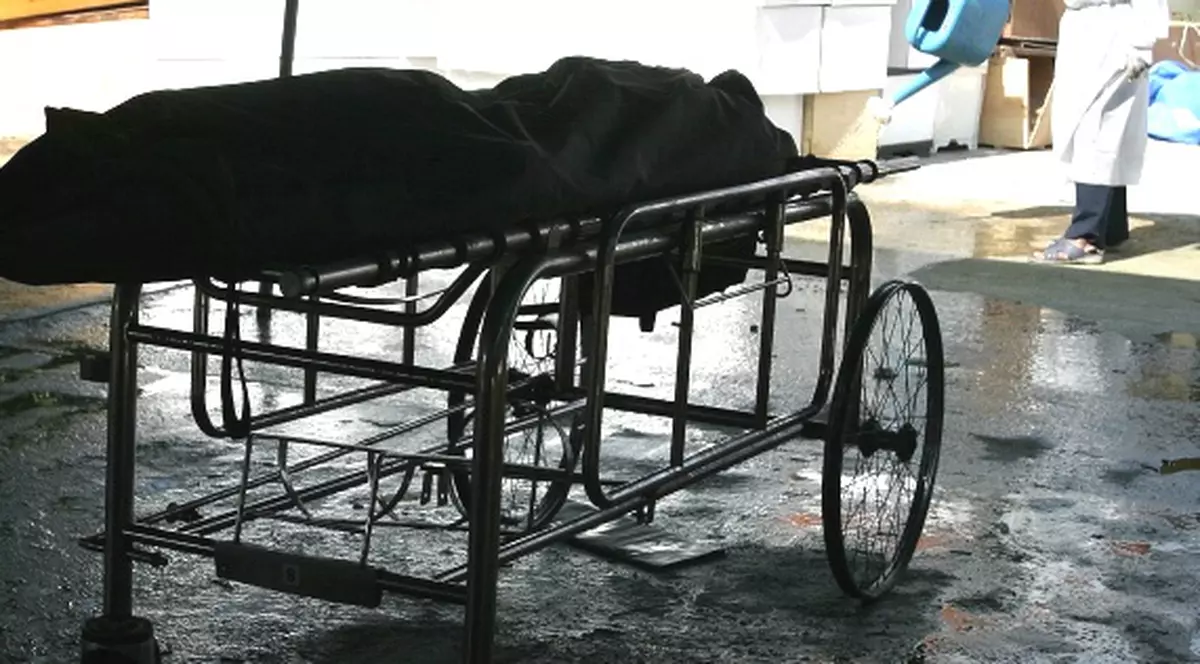 A stat cinci ani moartă în casă