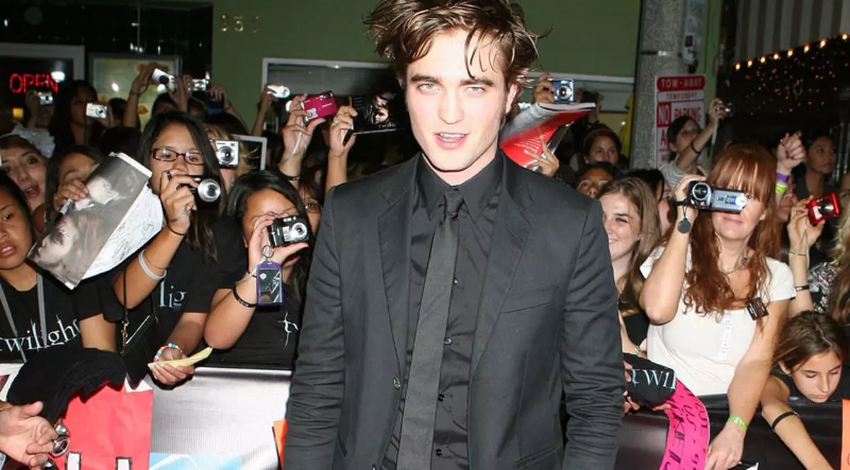 Robert Pattinson se teme de fanele americane