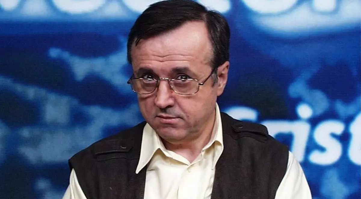 Cristoiu renunţă 99 % la Antena 3