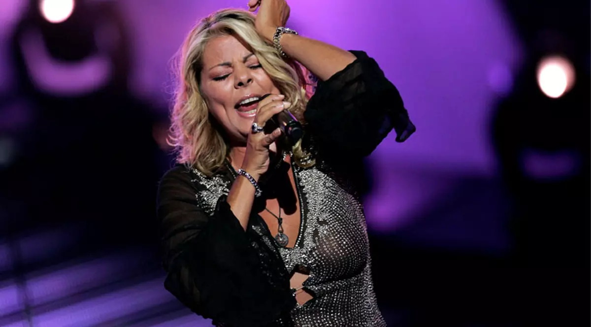 80 de lei, cel mai ieftin bilet la concertul Sandrei