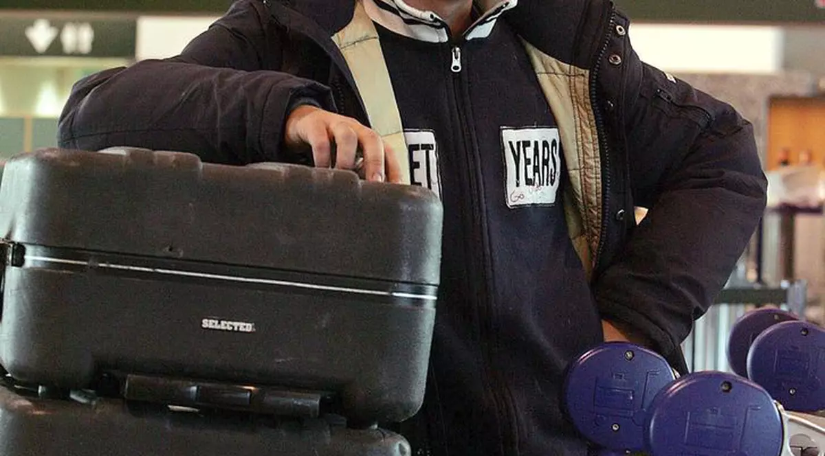 MyAir blochează sute de români pe aeroporturi