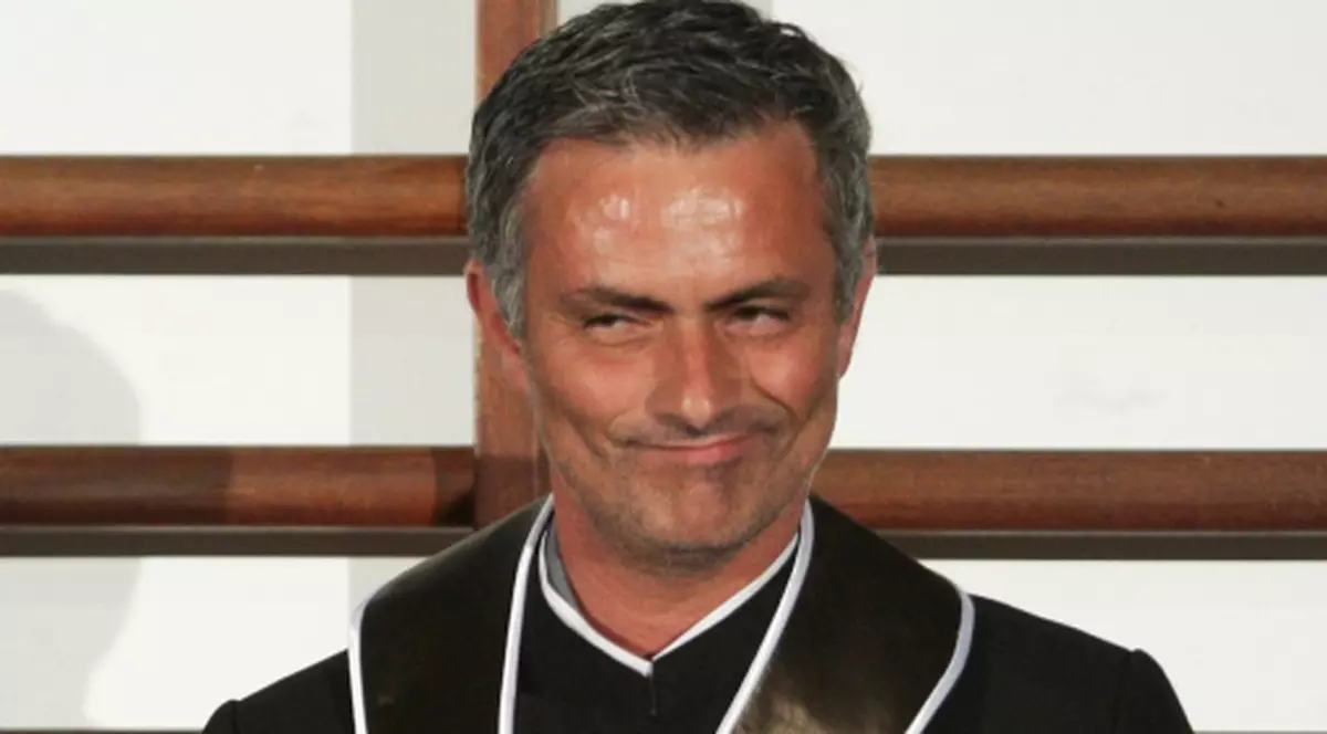 Mourinho vrea să-i ia locul lui Ferguson