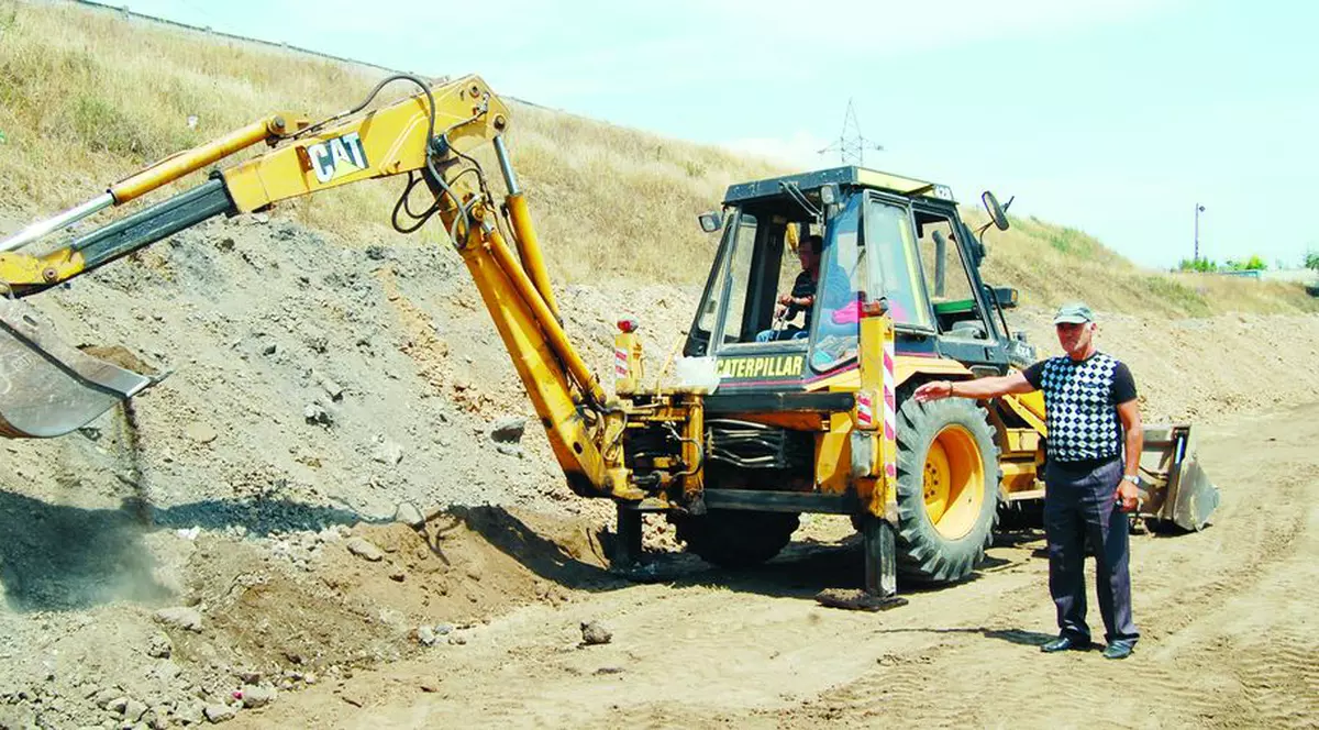 Hagi reface stadionul din Ovidiu