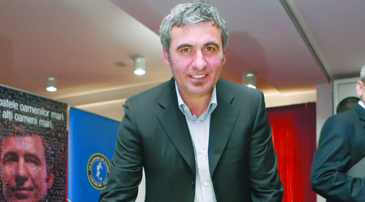 Hagi s-a pus pe treabă!