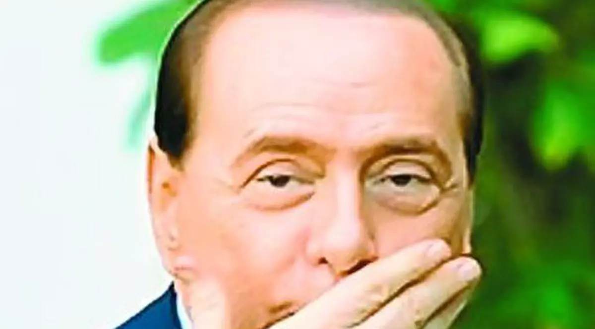 Berlusconi, la tratament cu fotomodelele