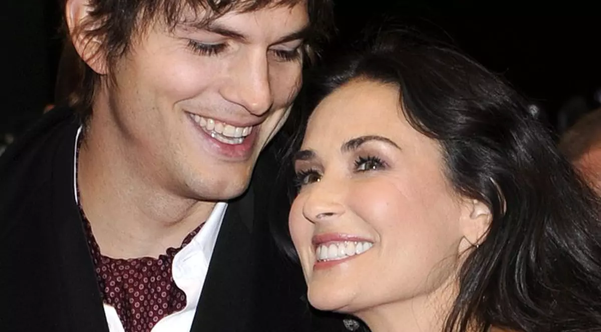 Ashton Kutcher şi Demi Moore, la un pas de moarte 
