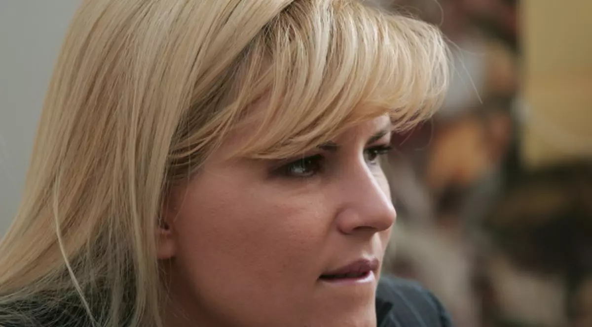 "Luptătoarea" Udrea este gata să-şi înfrunte adversarii în comisie