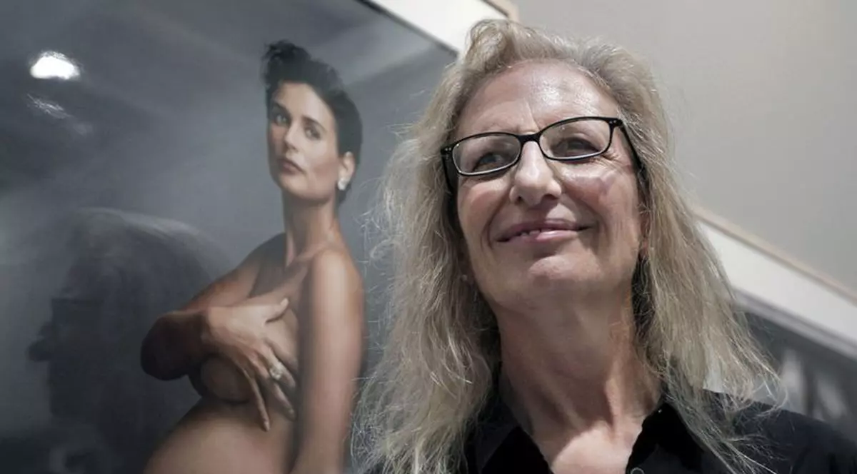 Cea mai cunoscută fotografă dă faliment