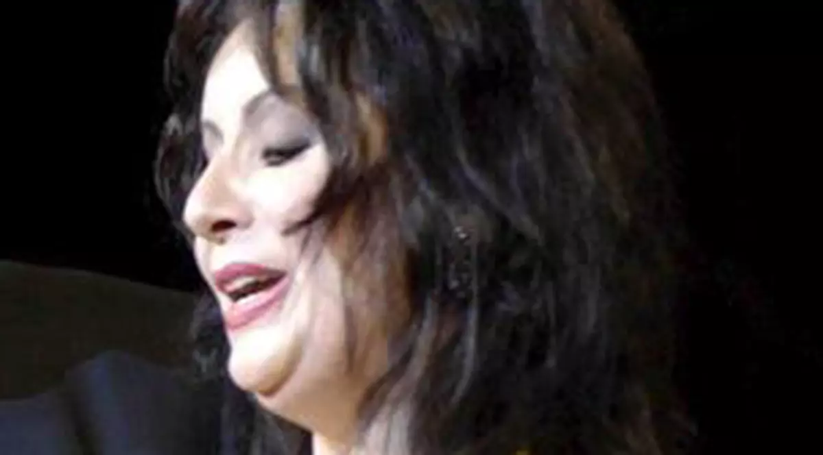 Soprana Ana Maria Martinez a căzut în fosa orchestrei
