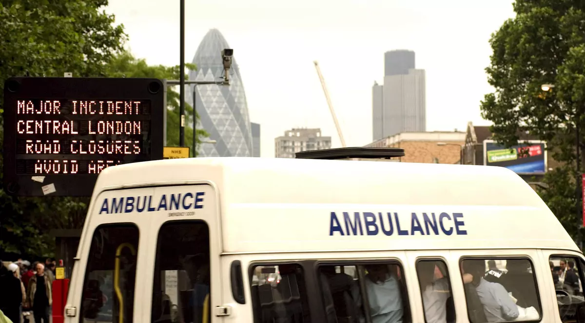 Băieţel de cinci ani, împuşcat în ochi