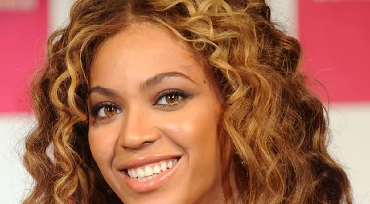 Billboard a desemnat-o pe Beyonce "Femeia anului"