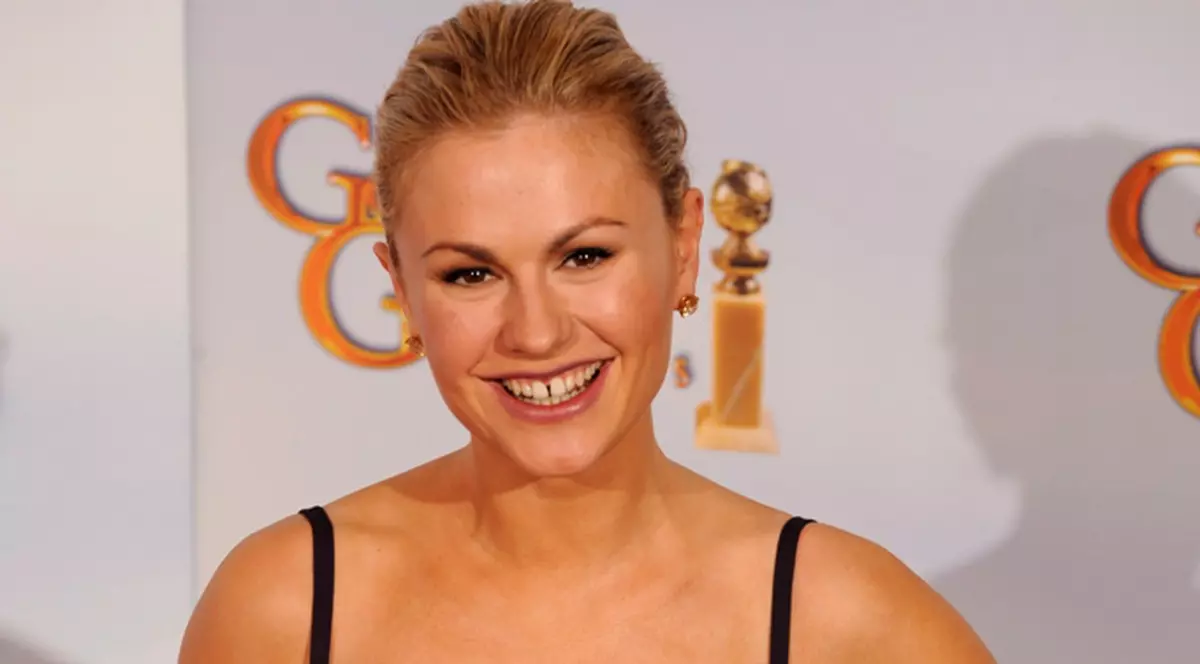Anna Paquin:”Nu am nici o problemă cu nuditatea”