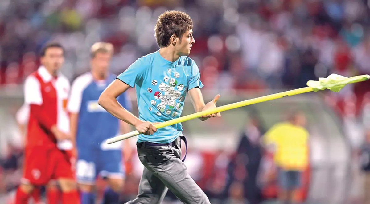 Bosu a declanşat revoluţia!