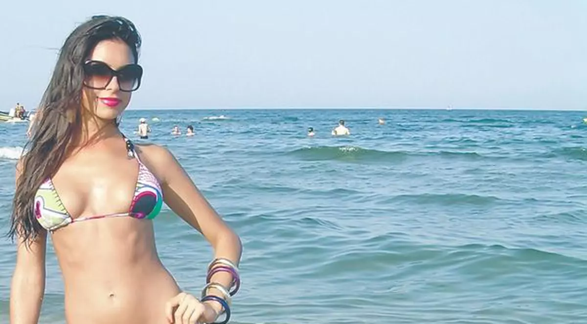 Vă vine să credeţi că încă nu are iubit?