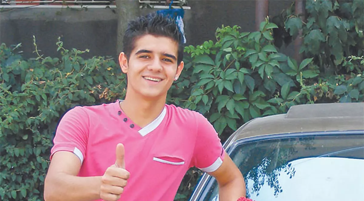 Cum o cucereşti, dacă ea nu te bagă în seamă?