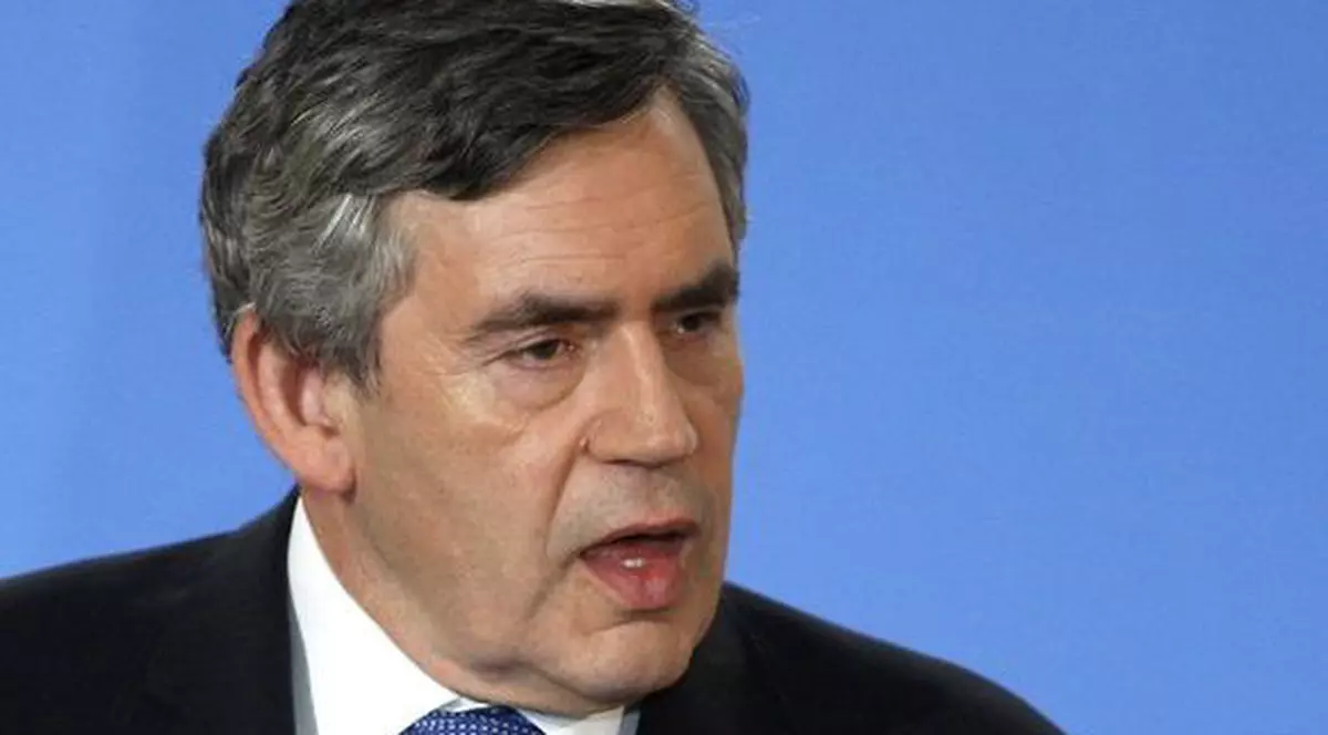 Gordon Brown: "Accept o reducere de salariu"