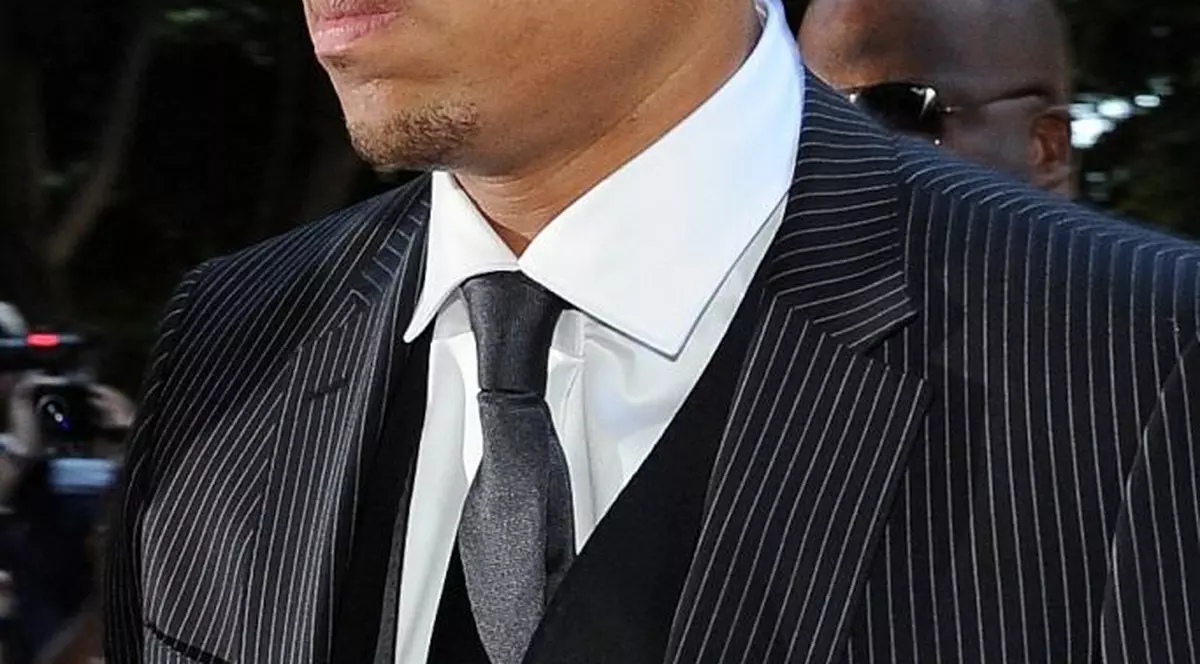 Chris Brown, nerăbdător să facă terapie