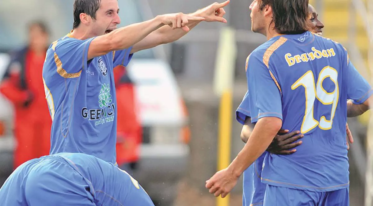 Urziceni-Braşov şi Dinamo-Oţelul în optimile Cupei