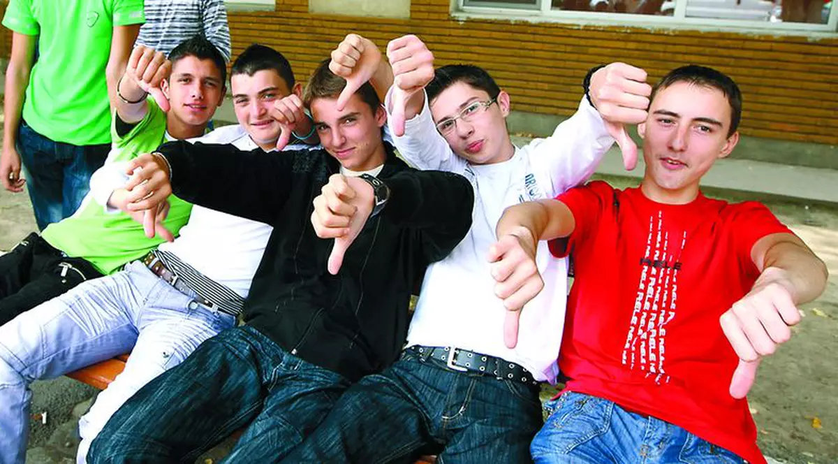 «Bine că nu s-a închis tot liceul»