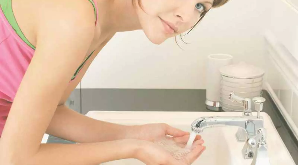 Plătiţi prea mult pentru apa consumată?