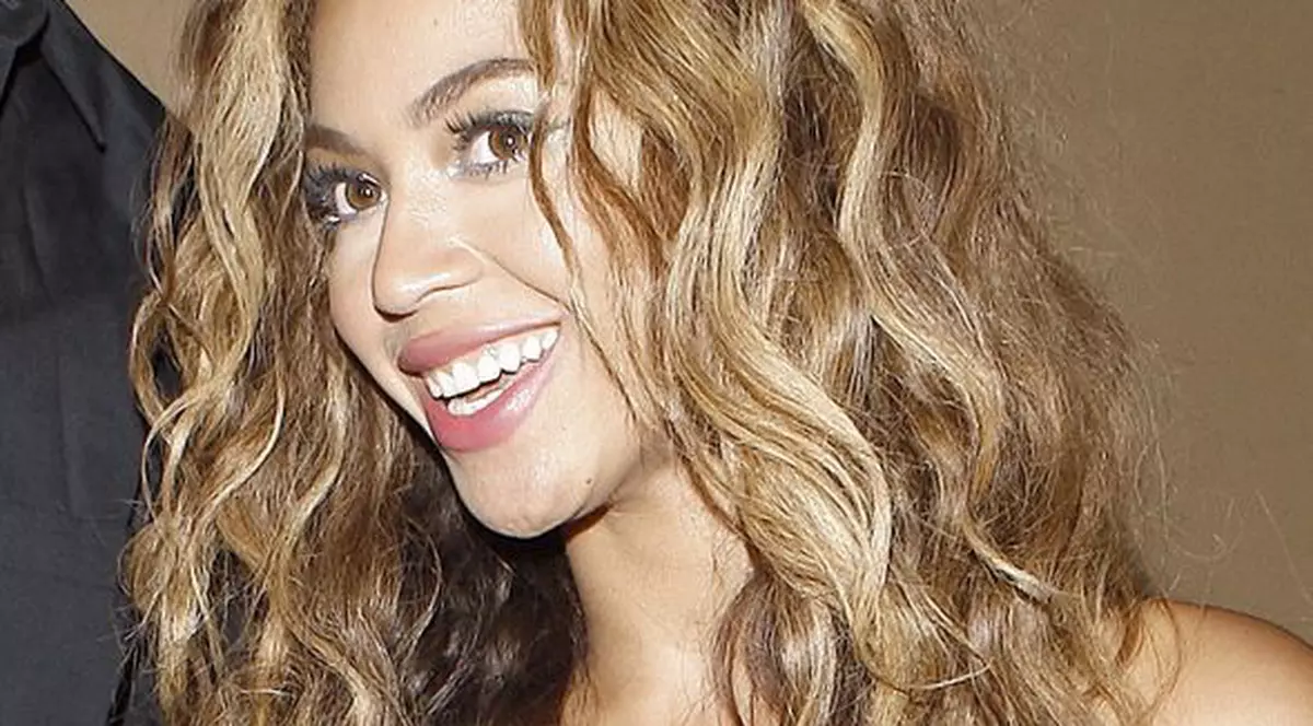 Beyonce ar putea avea o soră vitregă