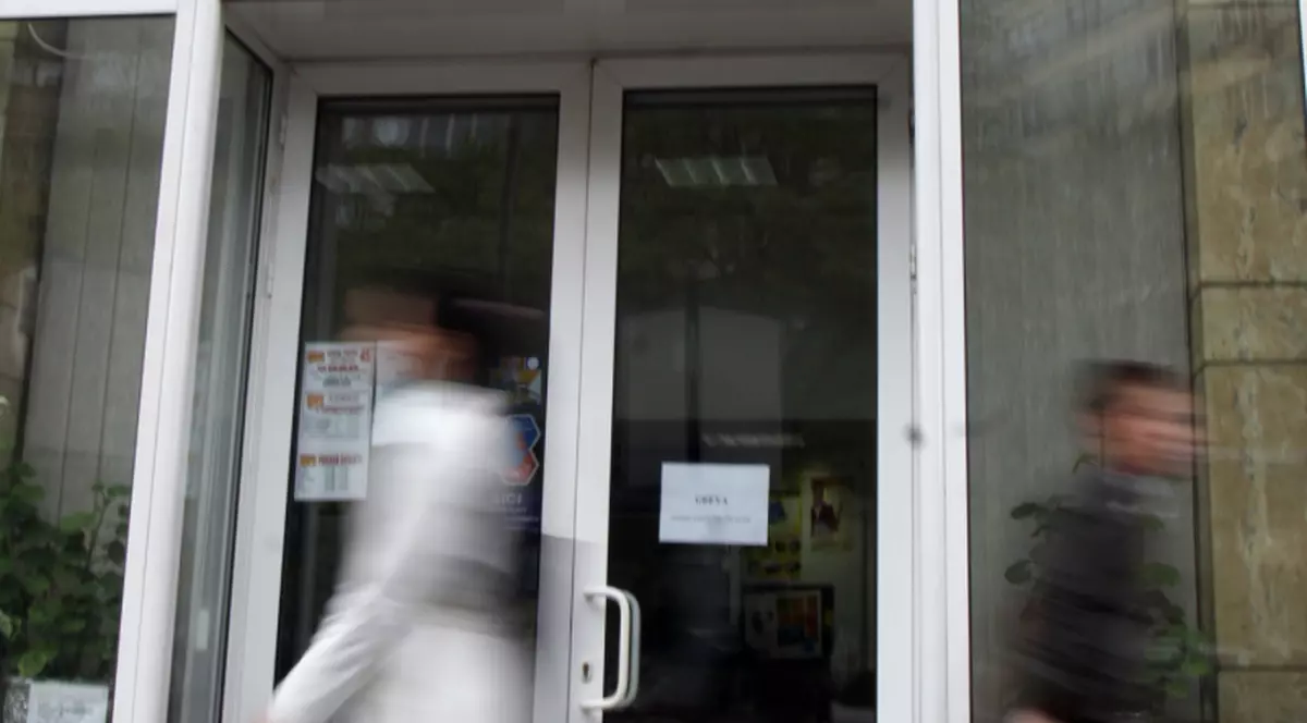 50.000 lei furaţi de la o poştăriţă