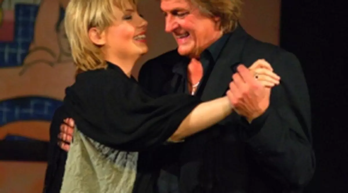 Florin Piersic şi Emilia Popescu sunt ”Străini în noapte”