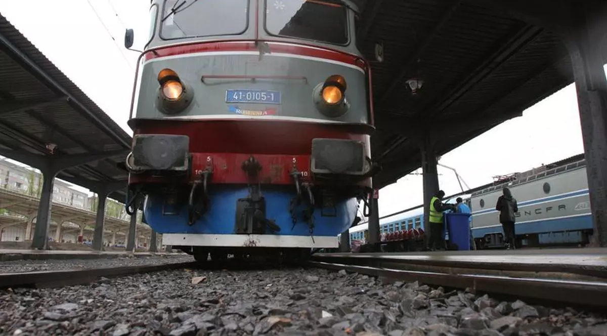 S-a reluat circulaţia trenurilor pe ruta Bucureşti - Constanţa