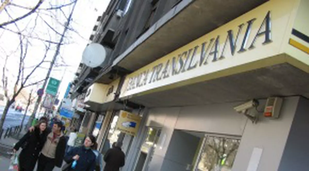 Bănci campioane la procese cu datornici