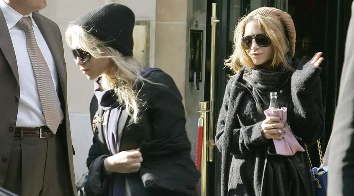 Gemenele Olsen îşi lansează propria linie de ochelari de soare