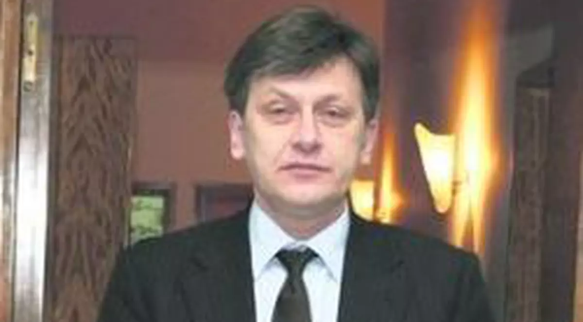 Crin Antonescu vrea bani de la români pentru campania electorală